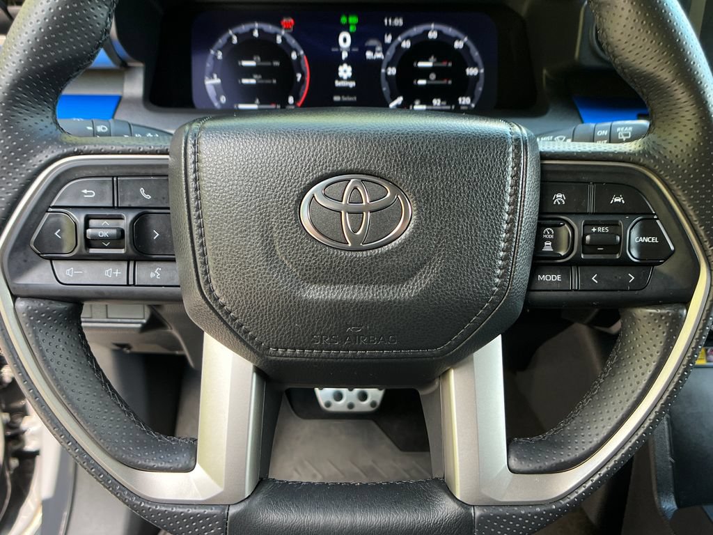 Used 2025 Toyota 4Runner TRD Sport AWD/4WD image 14