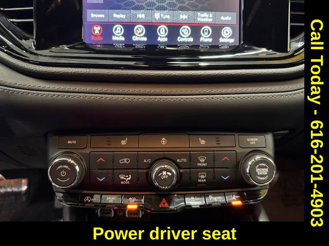 Used 2022 Dodge Durango GT image 3