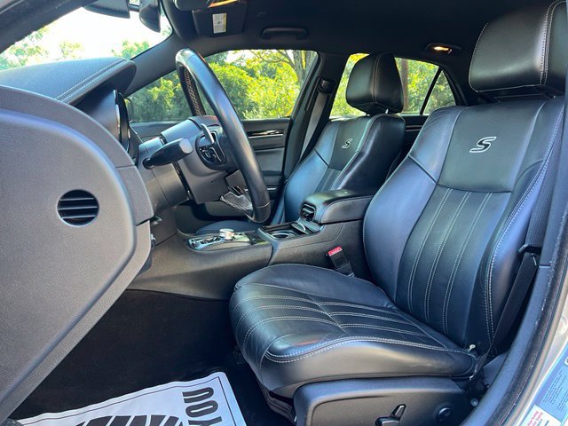 Used 2017 Chrysler 300 S AWD/4WD image 12