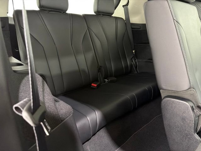 Used 2026 Acura MDX w/ Technology Package AWD/4WD image 27