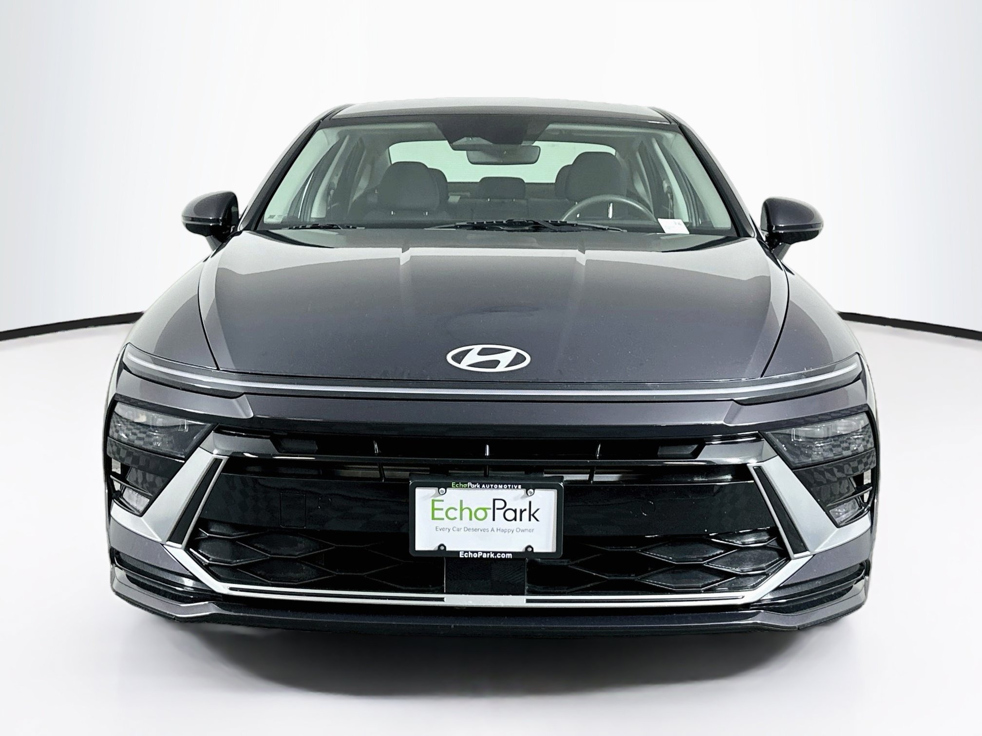 Used 2025 Hyundai Sonata SEL FWD image 2