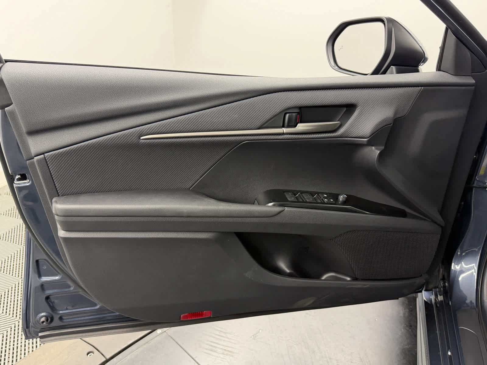 New 2026 Toyota Camry SE FWD image 15