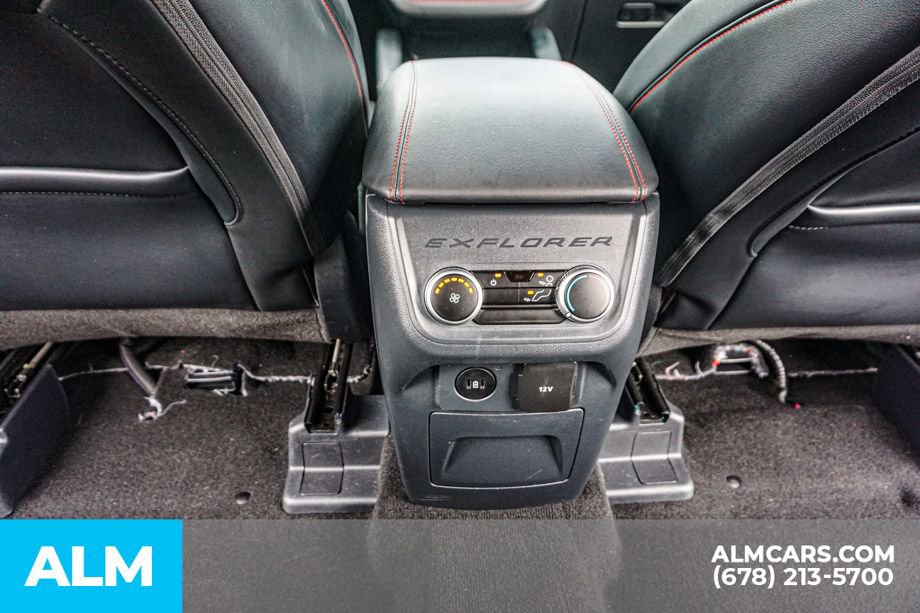 Used 2025 Ford Explorer ST-Line AWD/4WD image 33