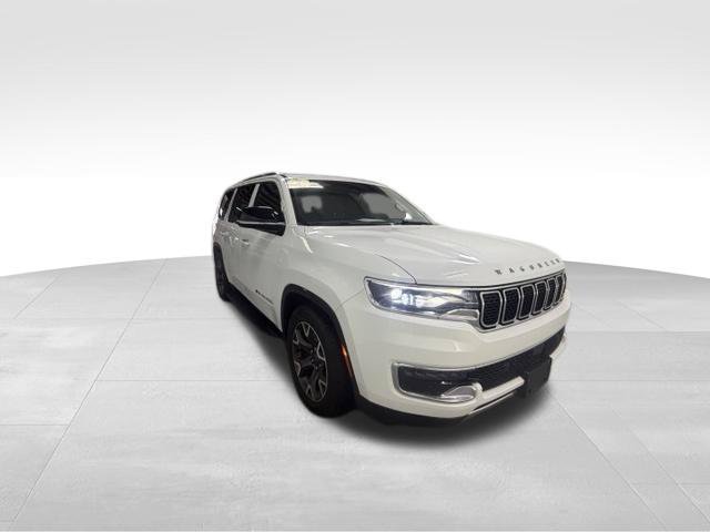 Used 2024 Jeep Wagoneer Series III AWD/4WD image 5