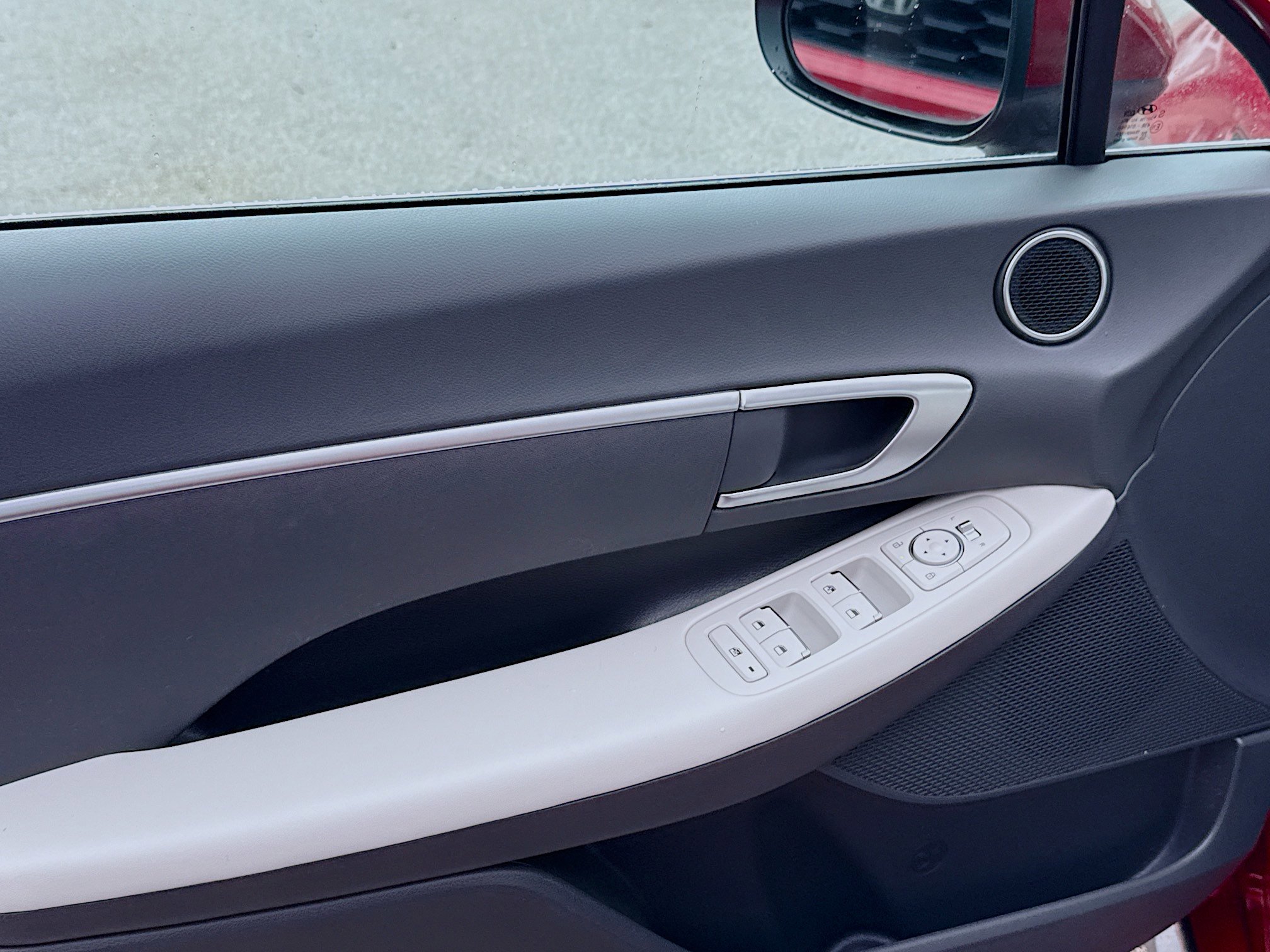 Used 2025 Hyundai Sonata SE image 14