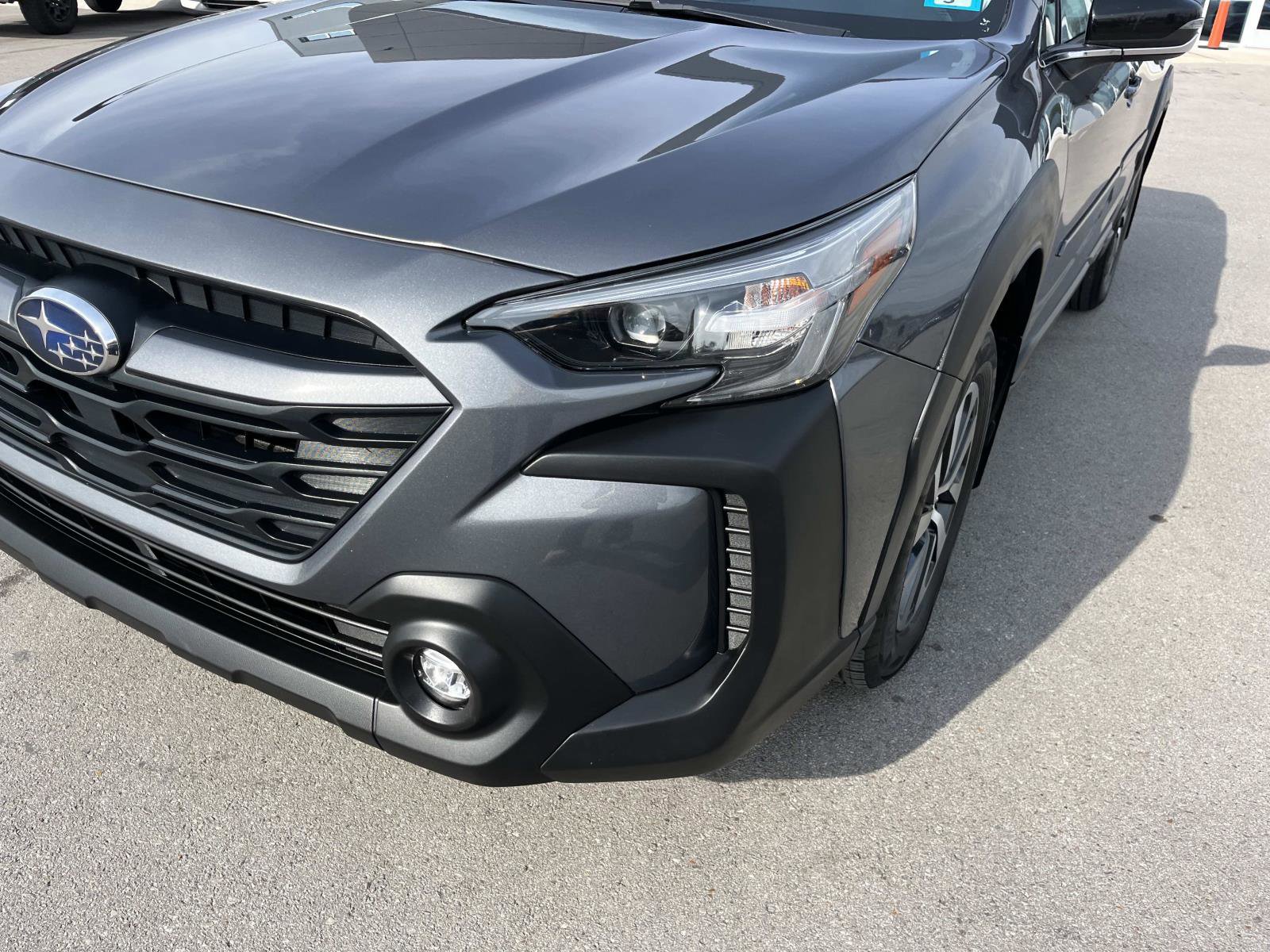 Used 2024 Subaru Outback Premium image 9