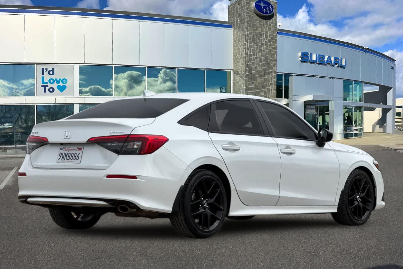 Used 2023 Honda Civic Sport image 2