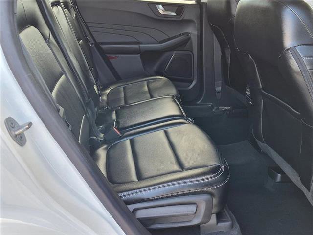 Used 2022 Ford Escape SEL FWD image 18