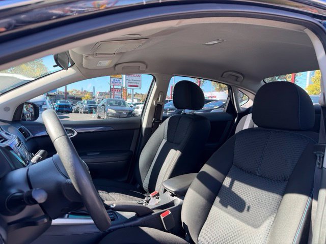 Used 2017 Nissan Sentra SR FWD image 10
