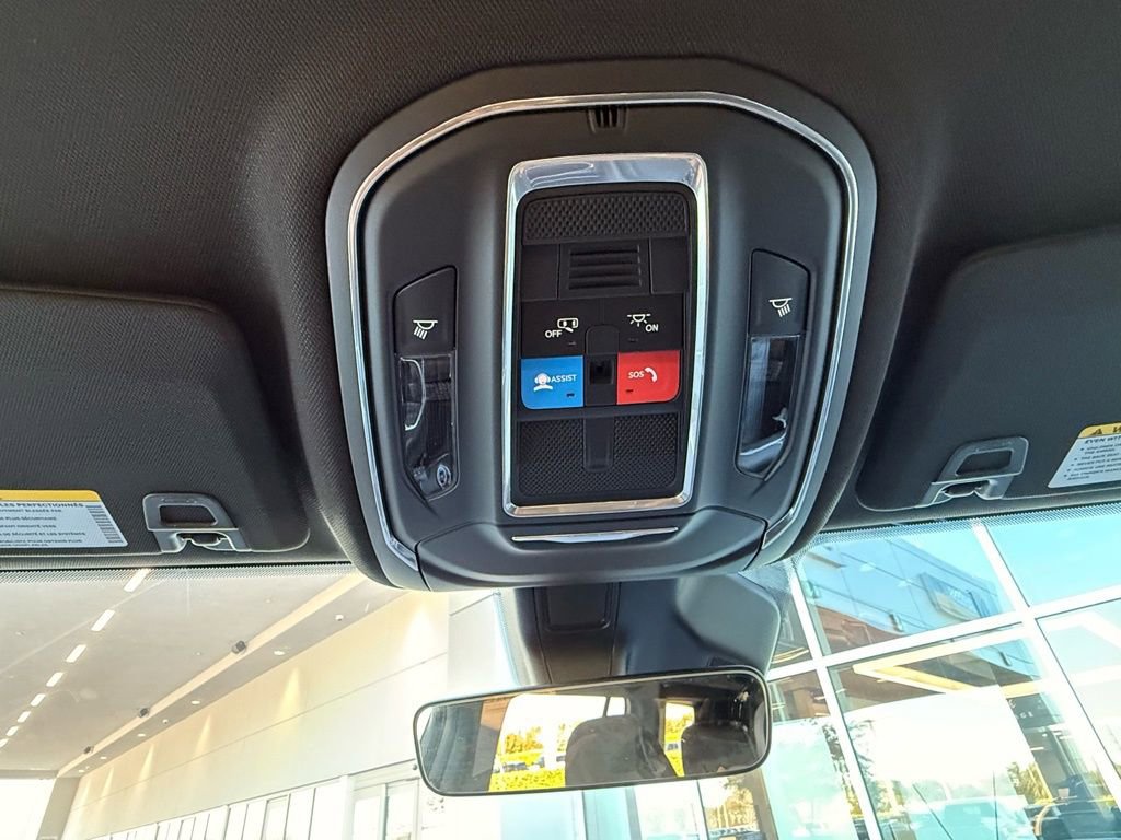 New 2026 Jeep Grand Cherokee L Laredo image 11