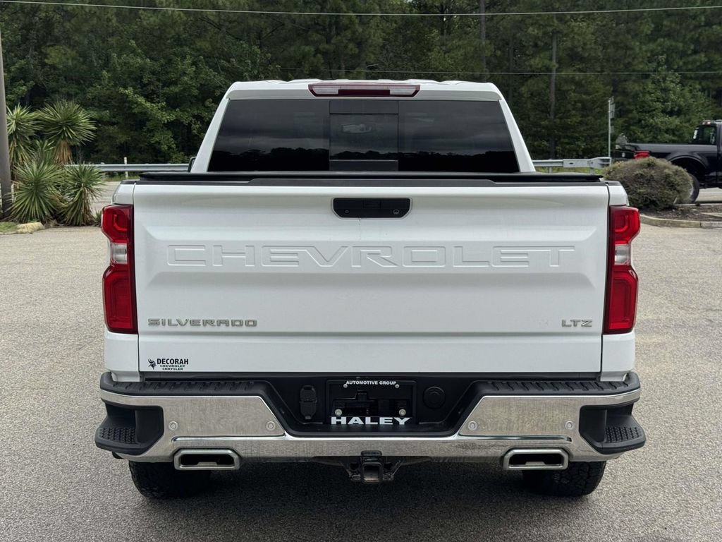 Used 2021 Chevrolet Silverado 1500 LTZ w/ Z71 Off-Road Package AWD/4WD image 24