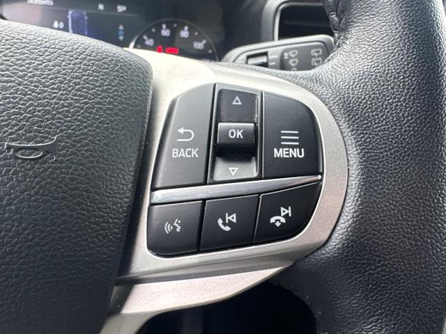 Used 2023 Ford Explorer XLT w/ Equipment Group 202A AWD/4WD image 33