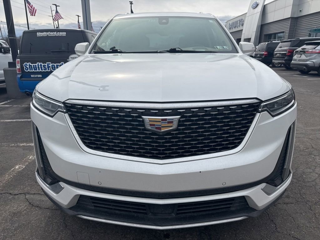 Used 2020 Cadillac XT6 Premium Luxury w/ Platinum Package image 2
