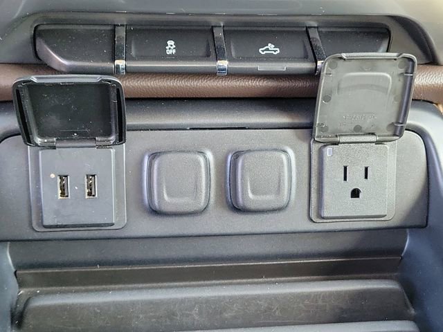 Used 2016 Chevrolet Silverado 1500 LT w/ All Star Edition image 31