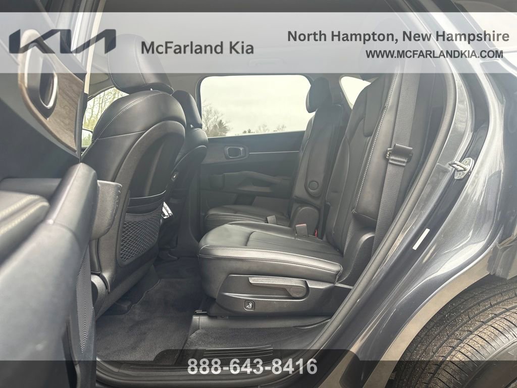 Used 2023 Kia Sorento X-Line EX image 31