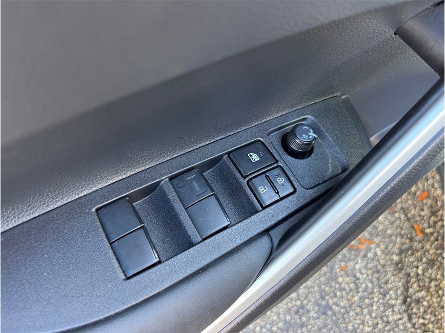 Used 2026 Toyota Corolla Cross AWD Hybrid image 18