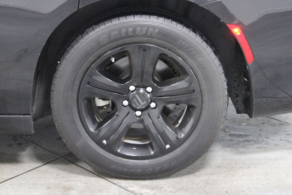 Used 2022 Dodge Charger SXT RWD image 15