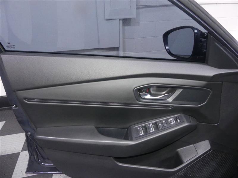 Used 2023 Honda Accord EX image 18