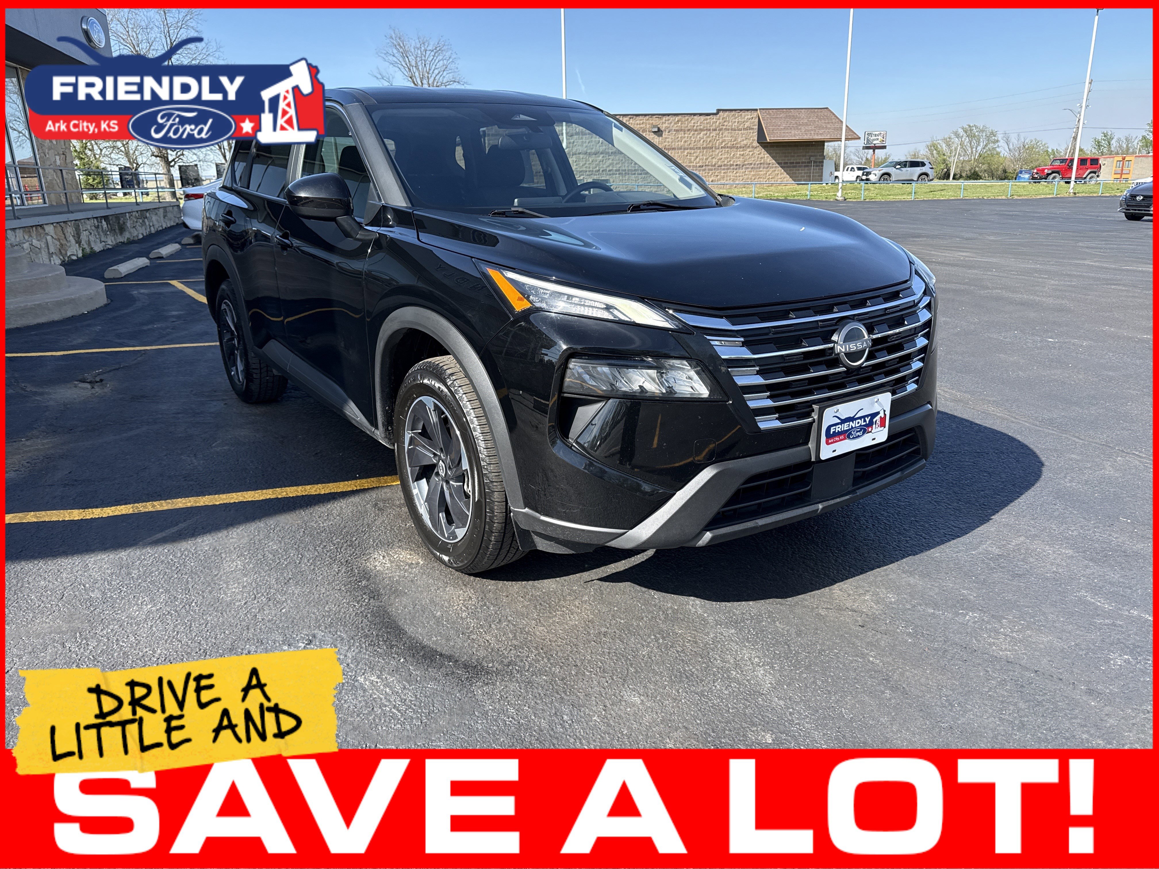 Used 2024 Nissan Rogue SV FWD image 3