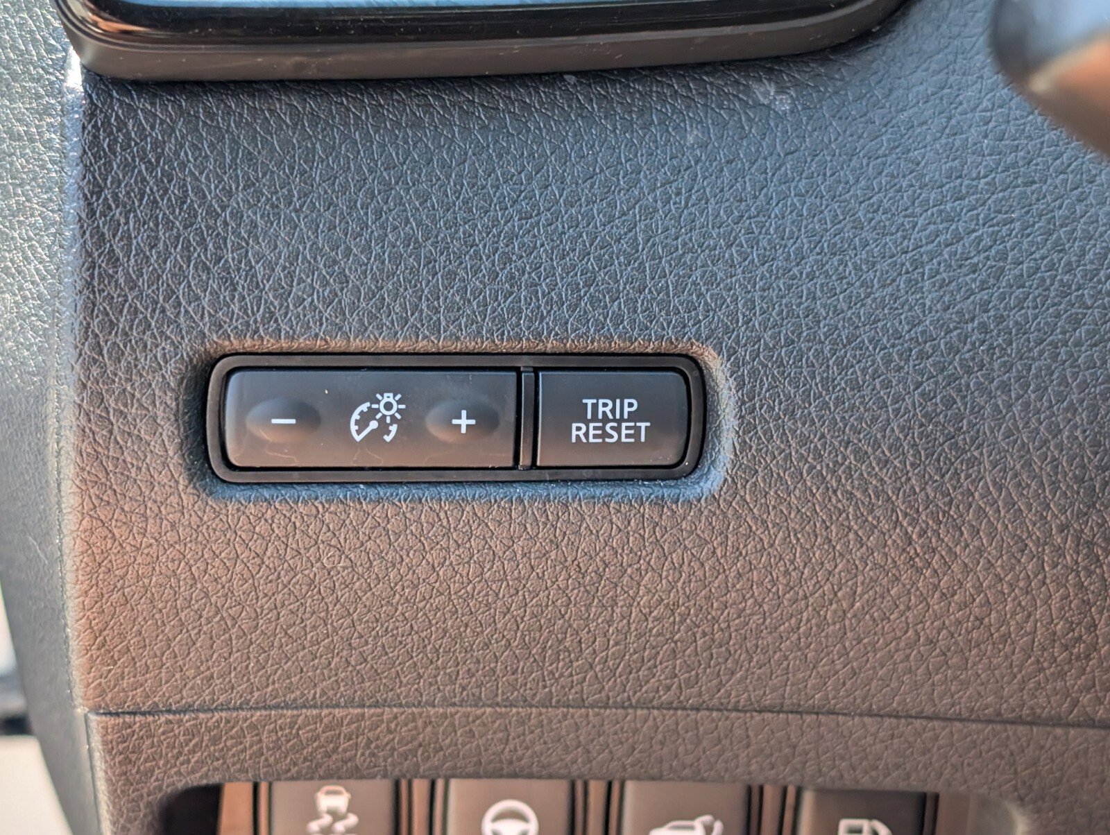 Used 2019 Nissan Rogue SL image 37