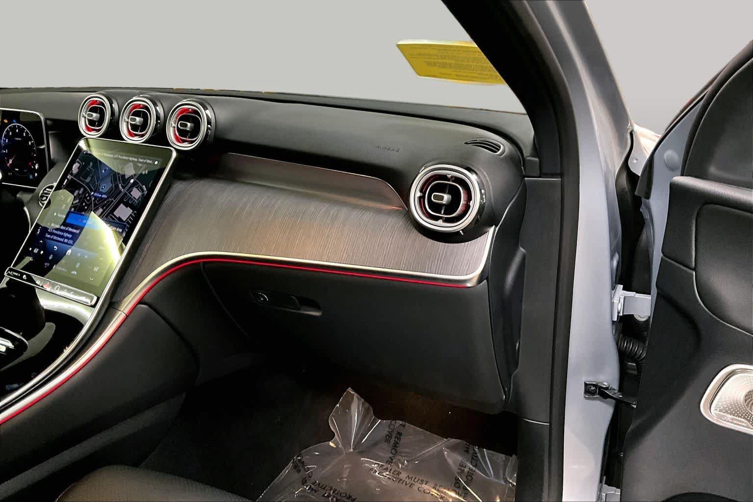 Certified 2026 Mercedes-Benz GLC 300 4MATIC image 19