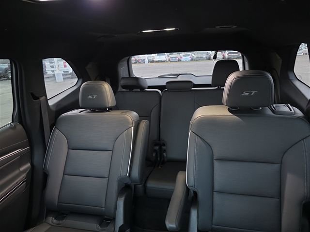 Used 2025 Buick Enclave Sport Touring image 30