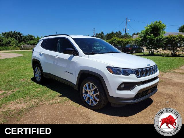 Used 2023 Jeep Compass Latitude AWD/4WD image 9