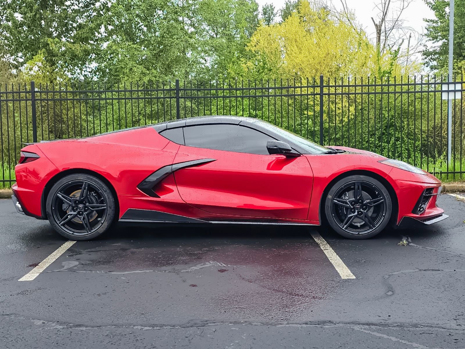 Used 2021 Chevrolet Corvette Stingray Coupe w/ Battery Protection Package RWD image 2