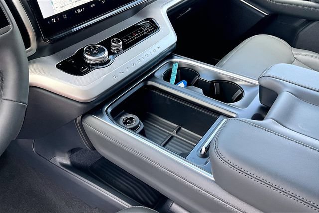New 2027 Ford Expedition Active AWD/4WD image 8