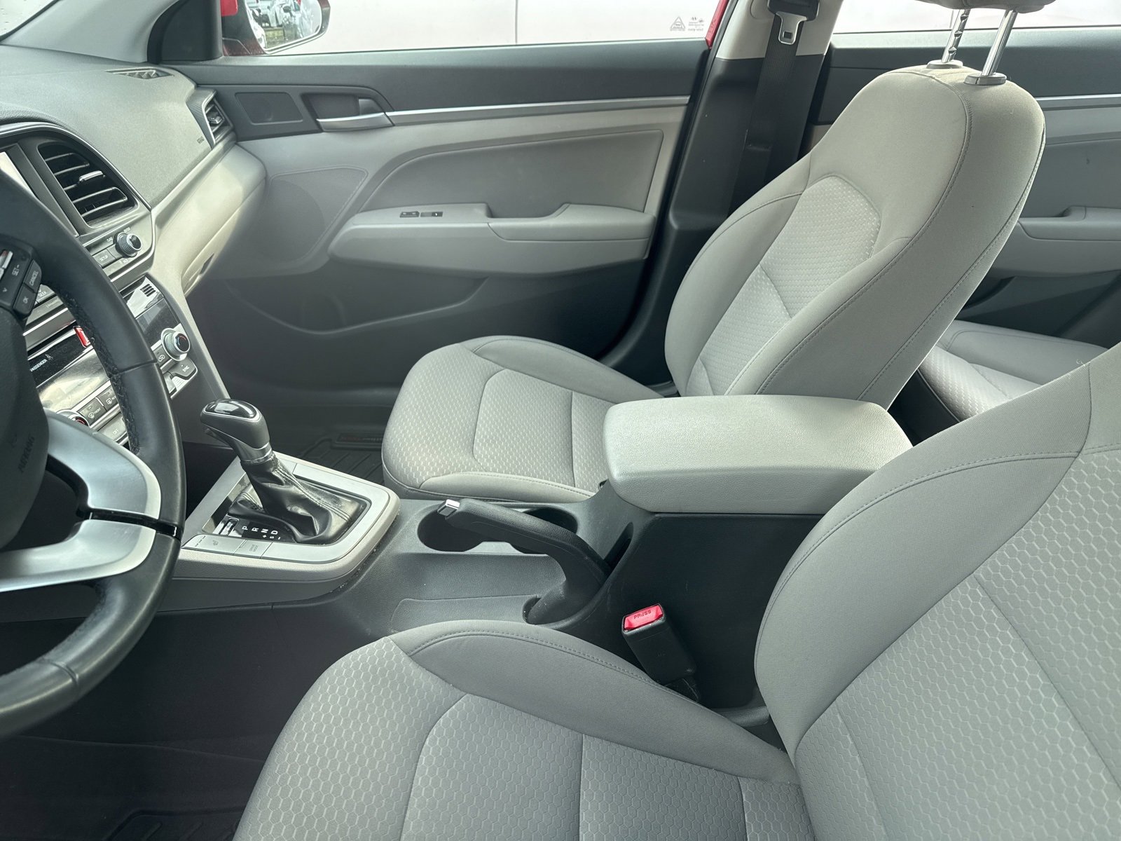 Used 2020 Hyundai Elantra Value Edition image 5