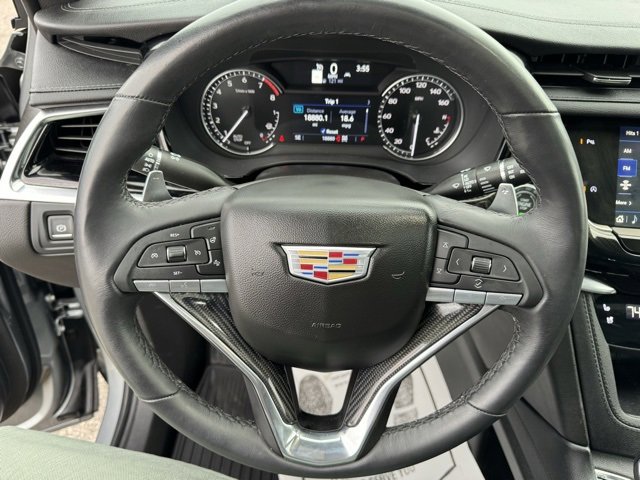 Used 2024 Cadillac XT6 Sport image 22