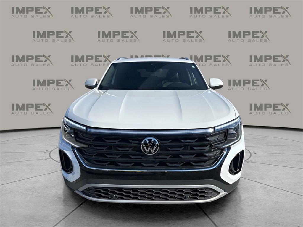 Used 2025 Volkswagen Atlas Cross Sport SE image 8