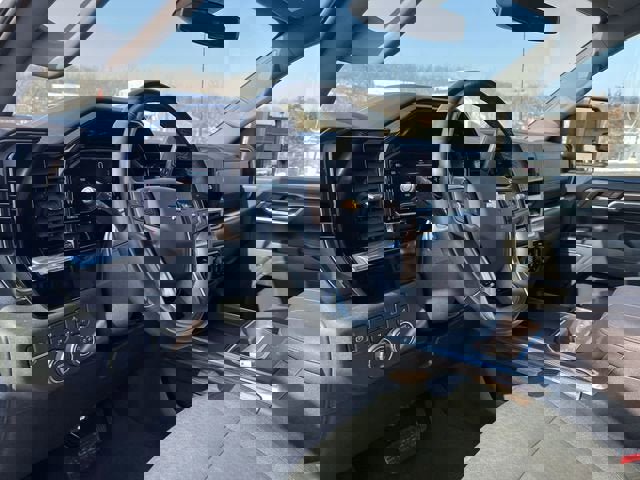 Used 2024 Chevrolet Silverado 3500 LT w/ Convenience Package image 10