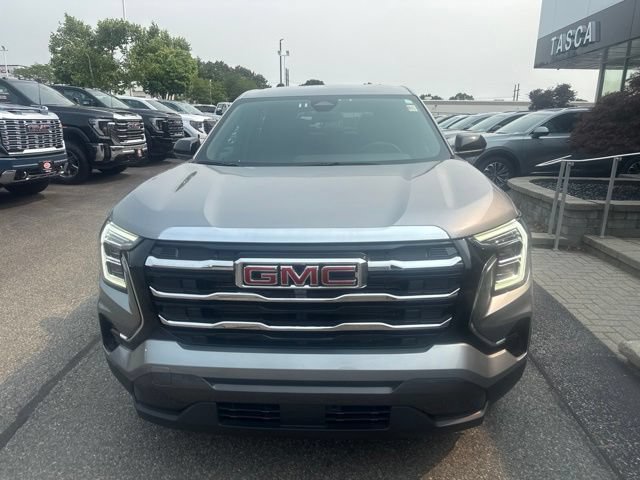 Used 2025 GMC Terrain Elevation AWD/4WD image 2