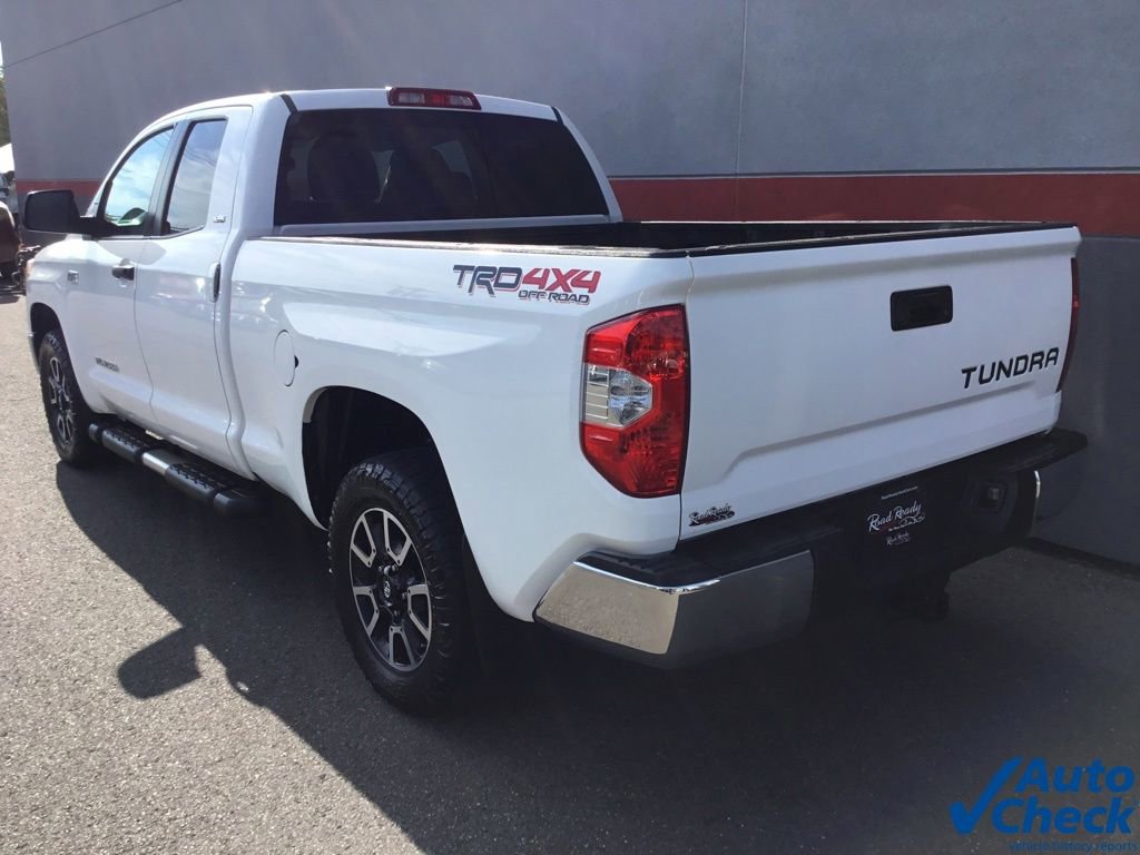 Used 2016 Toyota Tundra SR5 w/ TRD Off Road Package AWD/4WD image 7