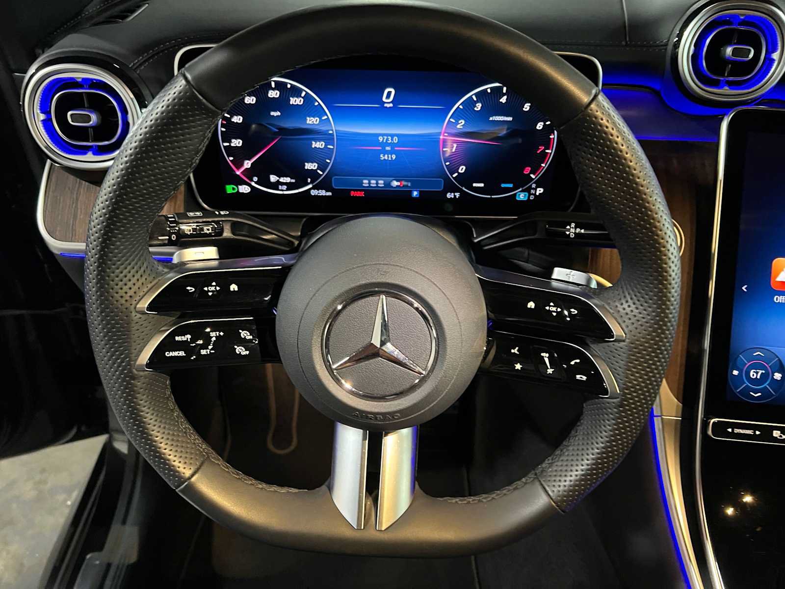 Used 2026 Mercedes-Benz GLC 300 4MATIC image 26