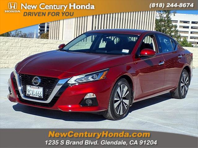 Used 2022 Nissan Altima 2.5 SL image 1