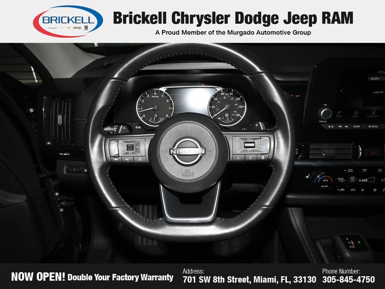 Used 2025 Nissan Pathfinder SV FWD image 35