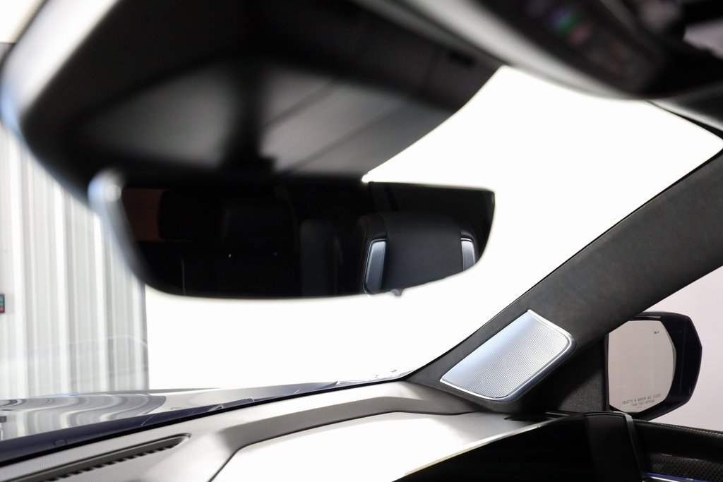 Used 2025 Cadillac Escalade V image 31