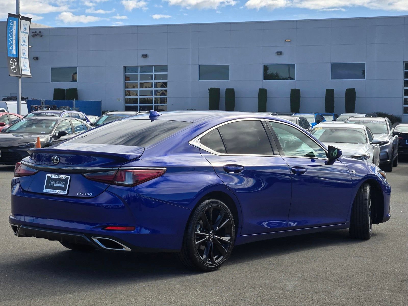 Used 2022 Lexus ES 350 F Sport w/ Accessory Package FWD image 7