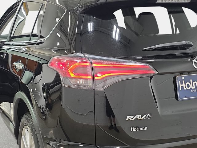 Used 2016 Toyota RAV4 Limited AWD/4WD image 34