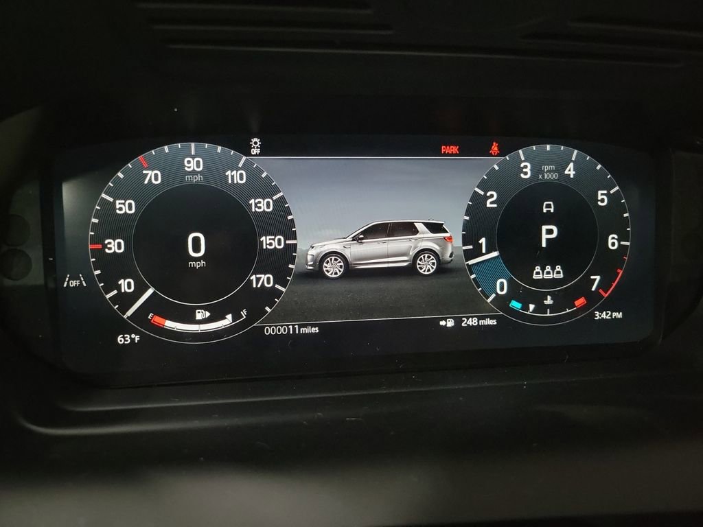 New 2025 Land Rover Discovery Sport S image 17