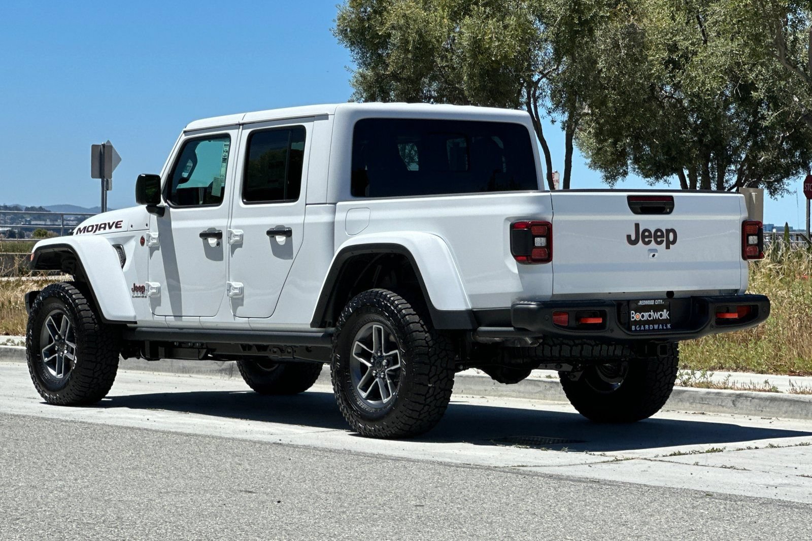 New 2026 Jeep Gladiator Mojave AWD/4WD image 6