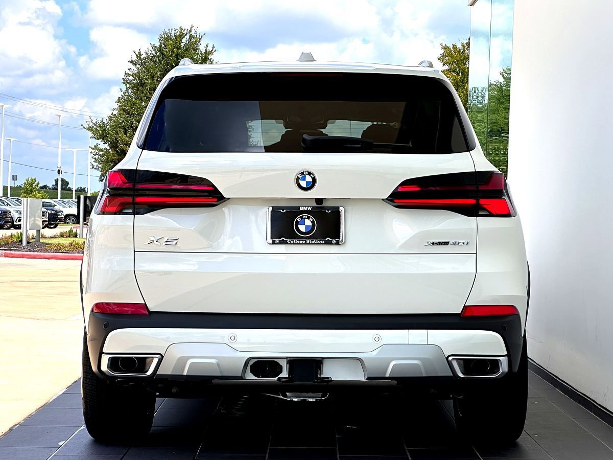 New 2026 BMW X5 xDrive40i image 6