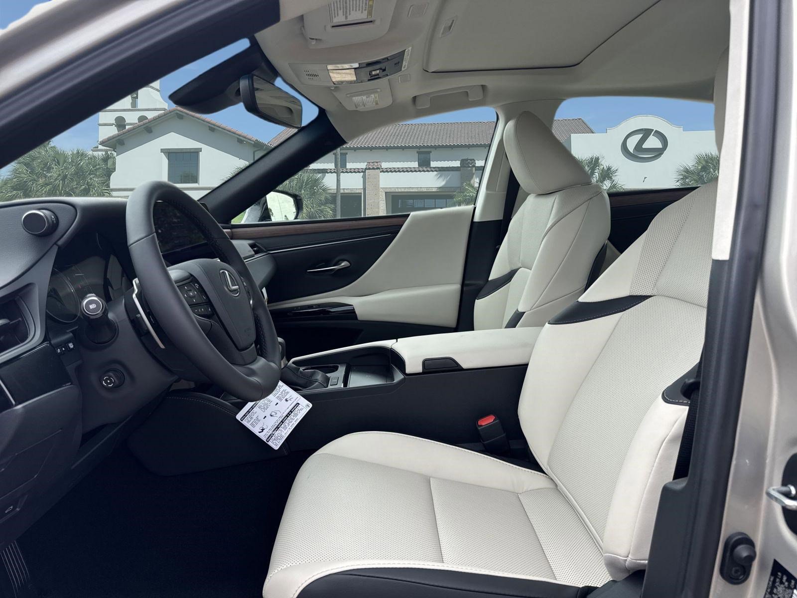 New 2025 Lexus ES 350 w/ Premium Package image 17