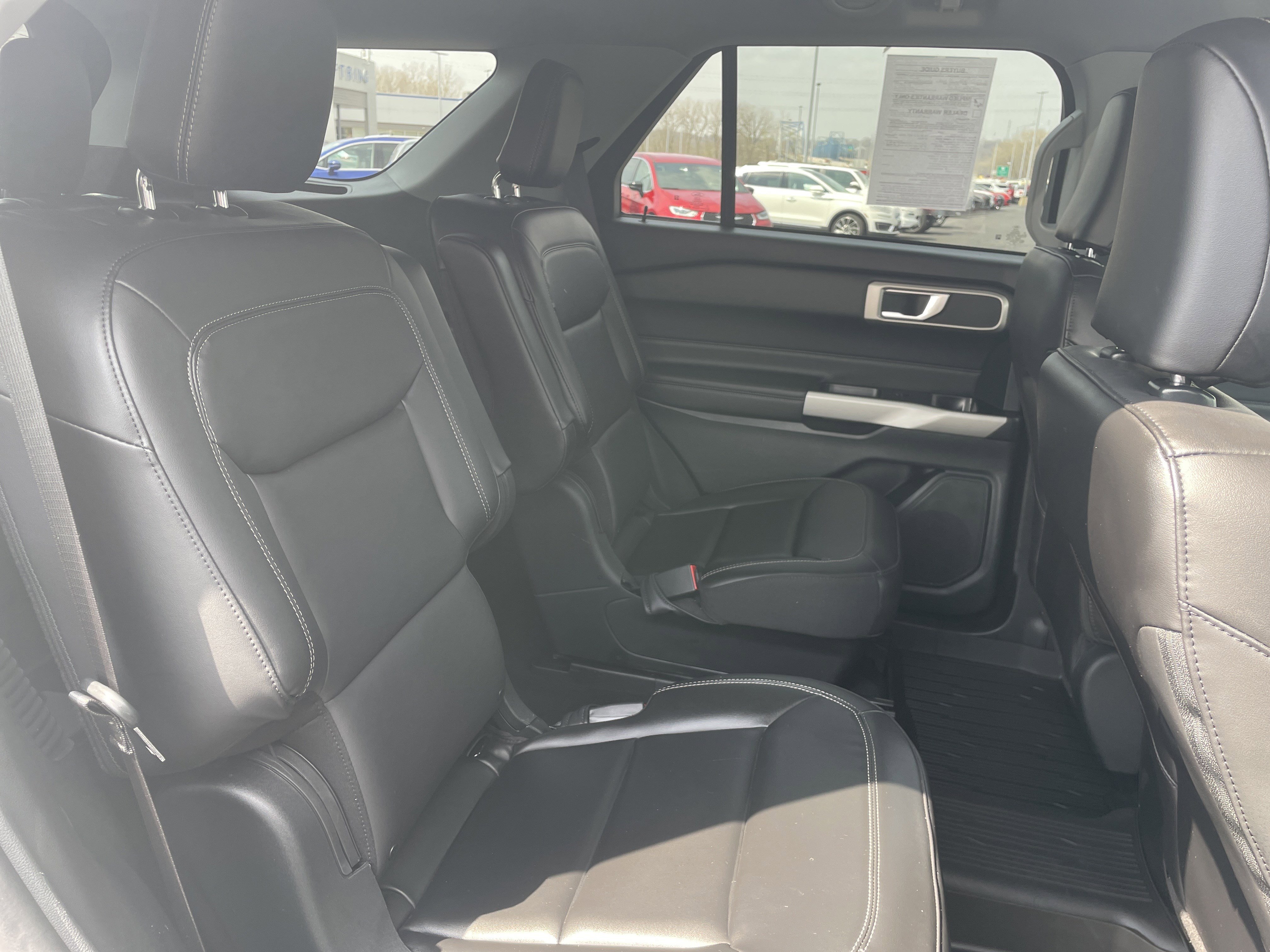 Used 2023 Ford Explorer XLT w/ Equipment Group 202A image 26