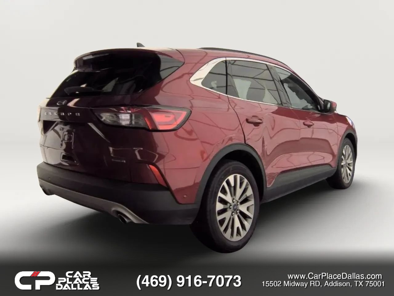 Used 2021 Ford Escape Titanium AWD/4WD image 3
