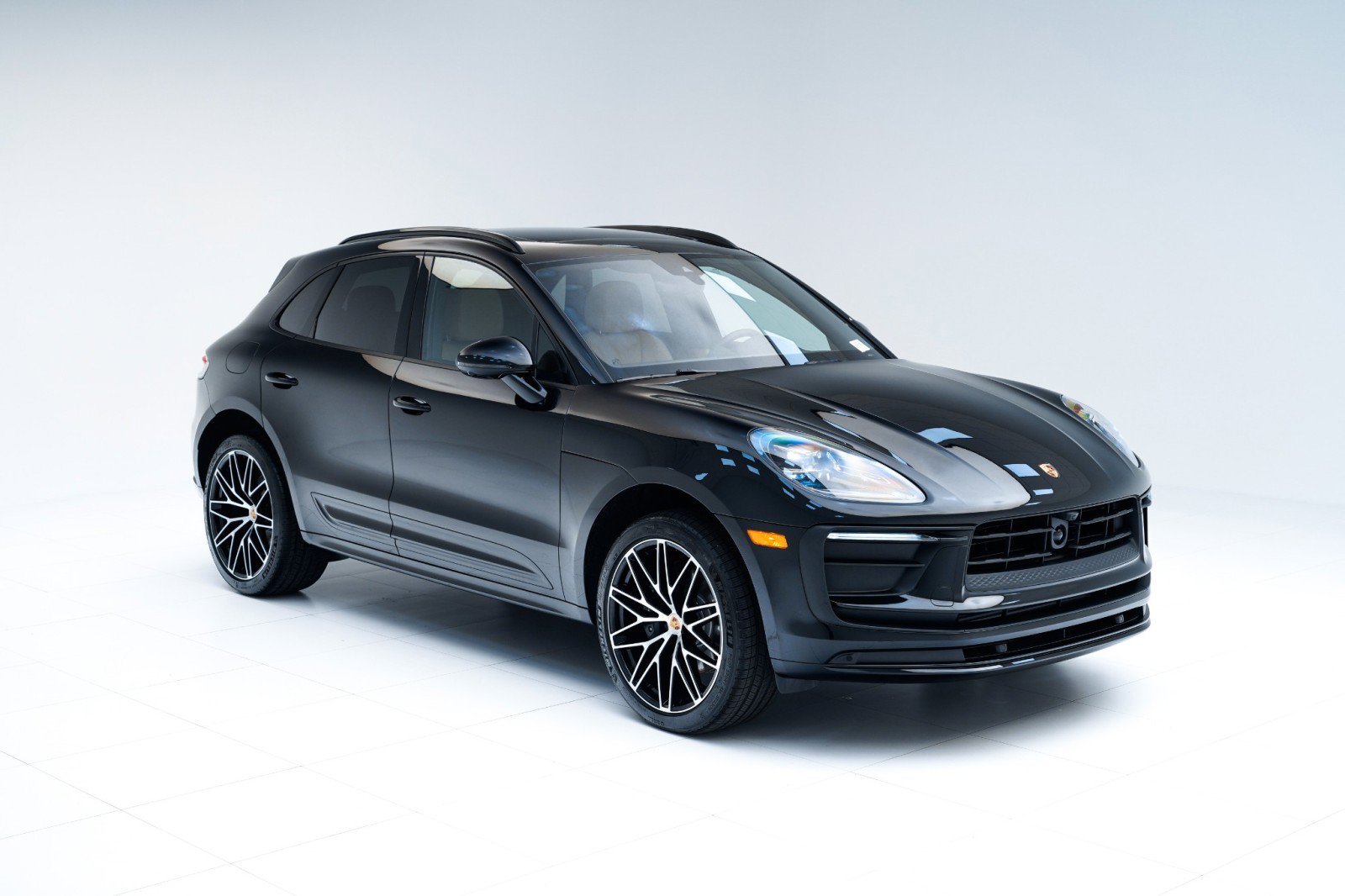 New 2026 Porsche Macan image 7