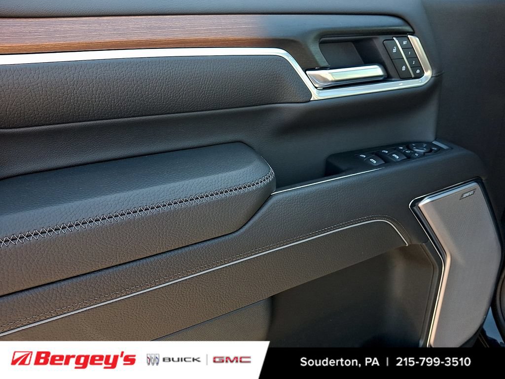 New 2026 GMC Sierra 2500 Denali w/ Denali Reserve Package AWD/4WD image 9