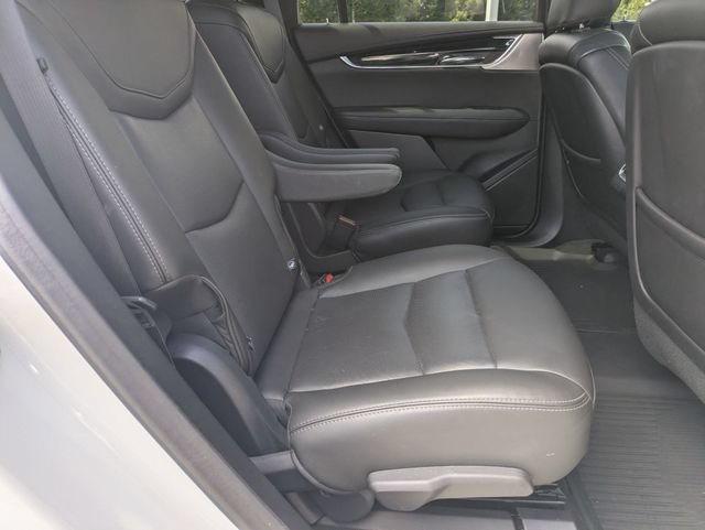 Used 2021 Cadillac XT6 Premium Luxury AWD/4WD image 29